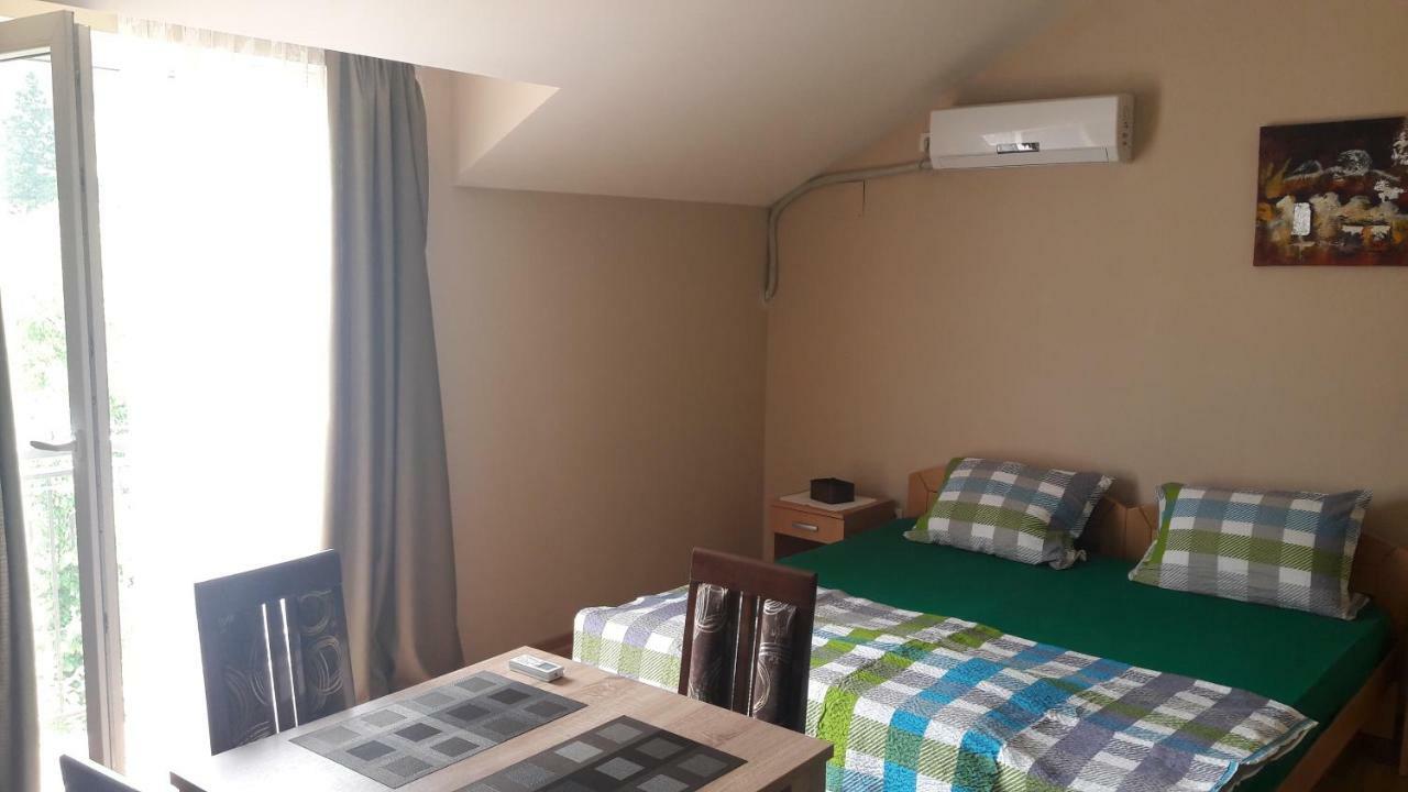 Apartmani V&F Vrnjačka Banja Eksteriør billede